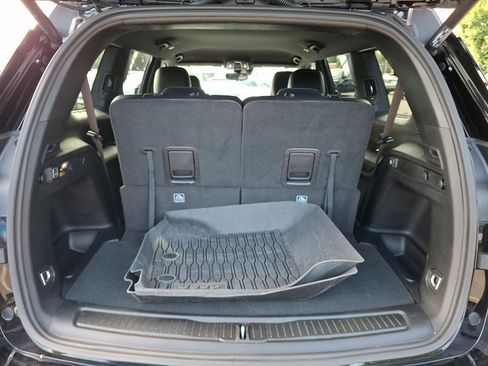 Used 2023 Jeep Grand Cherokee L Laredo AWD/4WD image 18