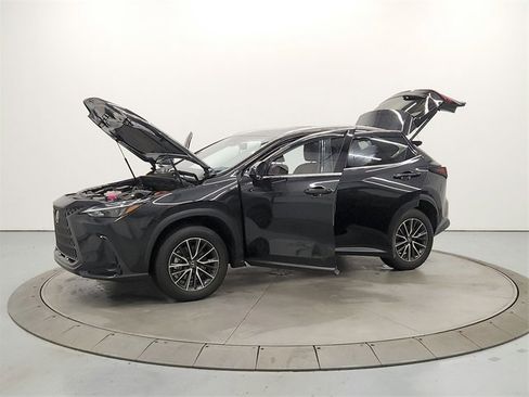 Used 2024 Lexus NX 350h AWD w/ Premium Package image 11