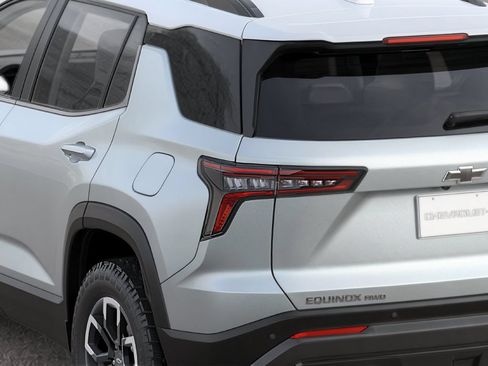 New 2026 Chevrolet Equinox LT w/ Safety and Technology Package FWD image 21