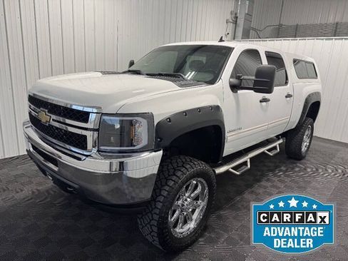 Used 2011 Chevrolet Silverado 2500 LT AWD/4WD image 1