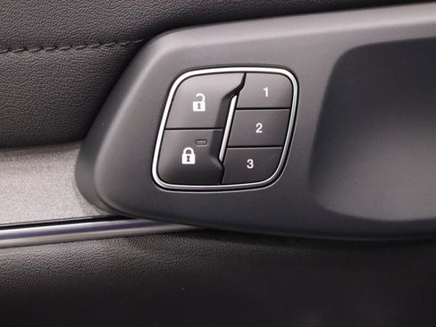 New 2025 Ford Ranger Lariat w/ Black Appearance Package image 10