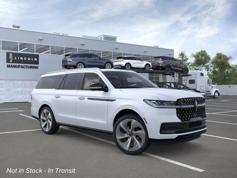 New 2026 Lincoln Navigator L Black Label image 7