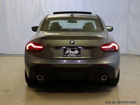 Used 2025 BMW 230i xDrive 230i xDrive w/ Premium Package image 9