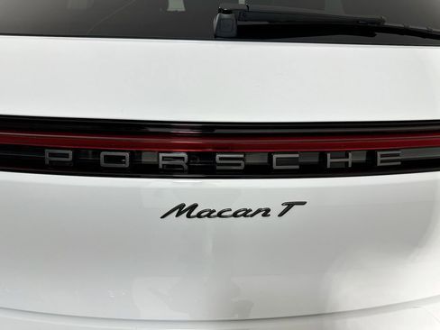 Certified 2026 Porsche Macan Turbo AWD/4WD image 35