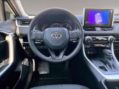 Used 2025 Toyota RAV4 XLE w/ Convenience Package AWD/4WD image 8