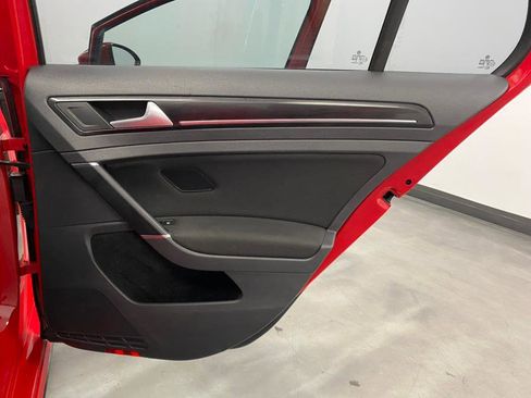 Used 2017 Volkswagen GTI S image 42