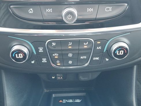 Used 2023 Chevrolet Traverse RS w/ LPO, Floor Liner Package FWD image 14