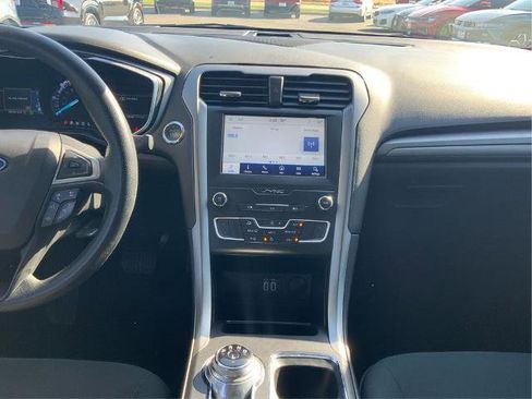 Certified 2020 Ford Fusion SE FWD image 15