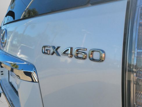 Used 2016 Lexus GX 460 460 w/ Premium Package image 32