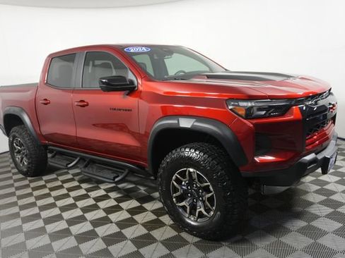 Used 2024 Chevrolet Colorado ZR2 w/ ZR2 Convenience Package III AWD/4WD image 1