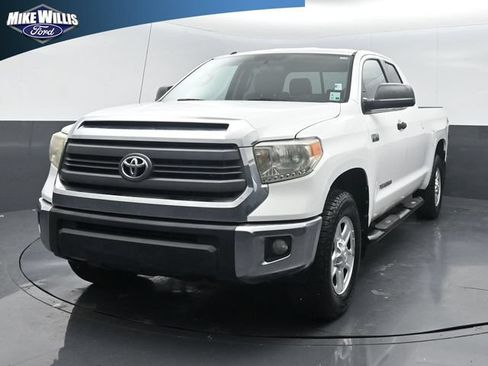 Used 2014 Toyota Tundra SR5 AWD/4WD image 3
