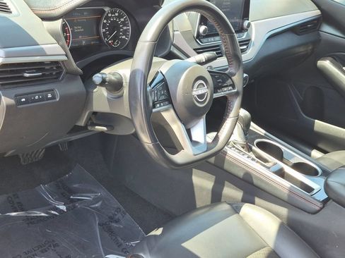 Certified 2024 Nissan Altima 2.5 SR FWD image 14