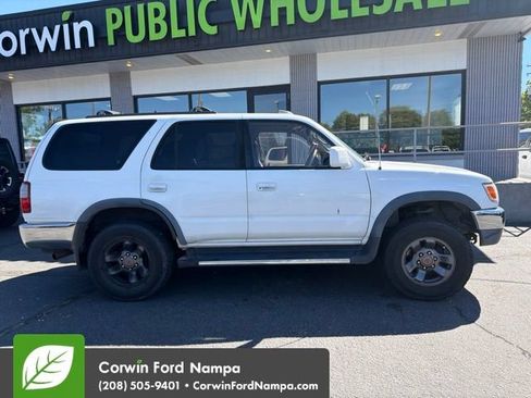Used 1996 Toyota 4Runner SR5 AWD/4WD image 3