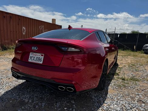 Used 2019 Kia Stinger RWD image 3