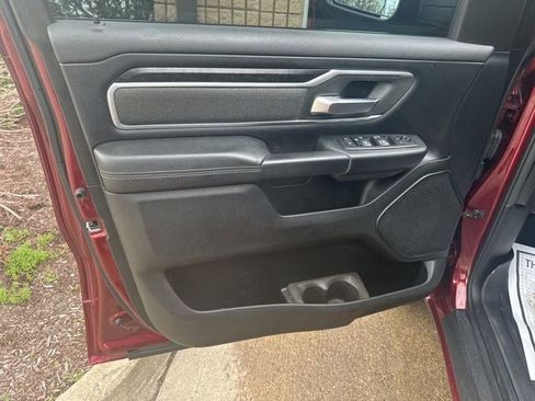 Used 2019 RAM 1500 Big Horn AWD/4WD image 8
