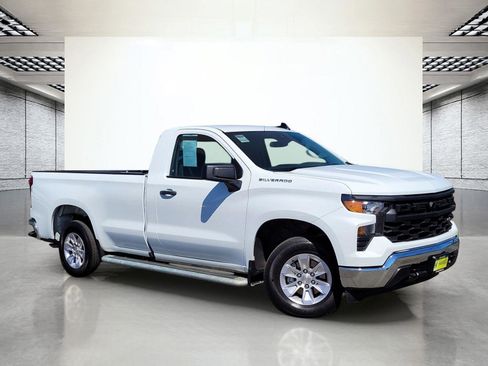 Used 2025 Chevrolet Silverado 1500 W/T RWD image 2