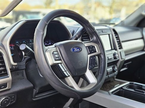 Used 2019 Ford F250 Lariat w/ Lariat Ultimate Package image 14