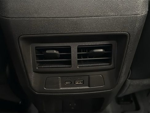 Used 2023 Chevrolet Colorado Z71 w/ Z71 Convenience Package 2 image 28