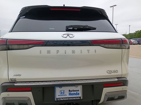 Used 2024 INFINITI QX60 Autograph w/ Cargo Package AWD/4WD image 6