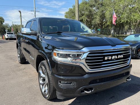 Used 2019 RAM 1500 Limited AWD/4WD image 2
