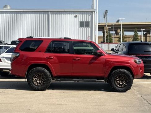 Used 2023 Toyota 4Runner SR5 Premium w/ Moonroof Package RWD image 3