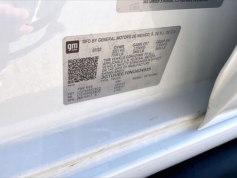 Used 2022 GMC Sierra 1500 AT4 w/ AT4 Premium Package image 16