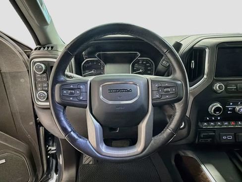 Used 2021 GMC Sierra 1500 Denali w/ Denali Ultimate Package AWD/4WD image 10