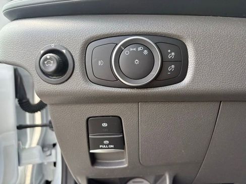 Used 2024 Ford Transit 250 Low Roof w/ Exterior Upgrade Package RWD image 28