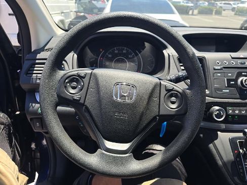 Used 2015 Honda CR-V LX image 5