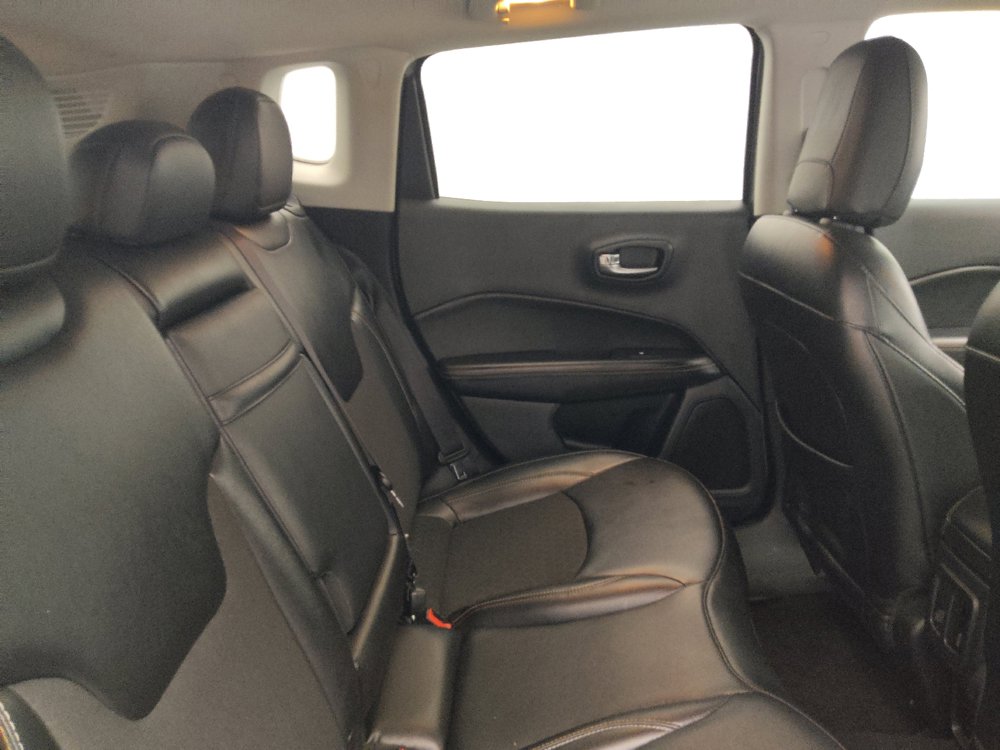 Used 2019 Jeep Compass Latitude w/ Popular Equipment Group FWD image 19