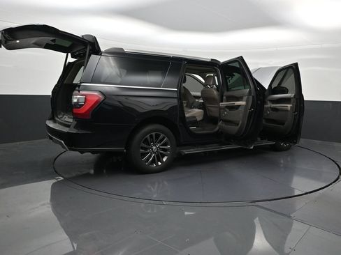 Used 2021 Ford Expedition Max Limited AWD/4WD image 32
