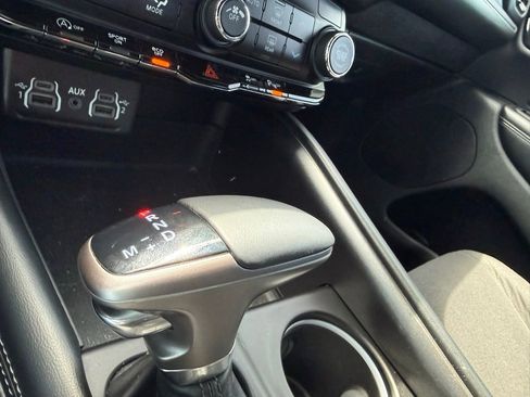 Used 2023 Dodge Durango SXT Launch Edition image 22