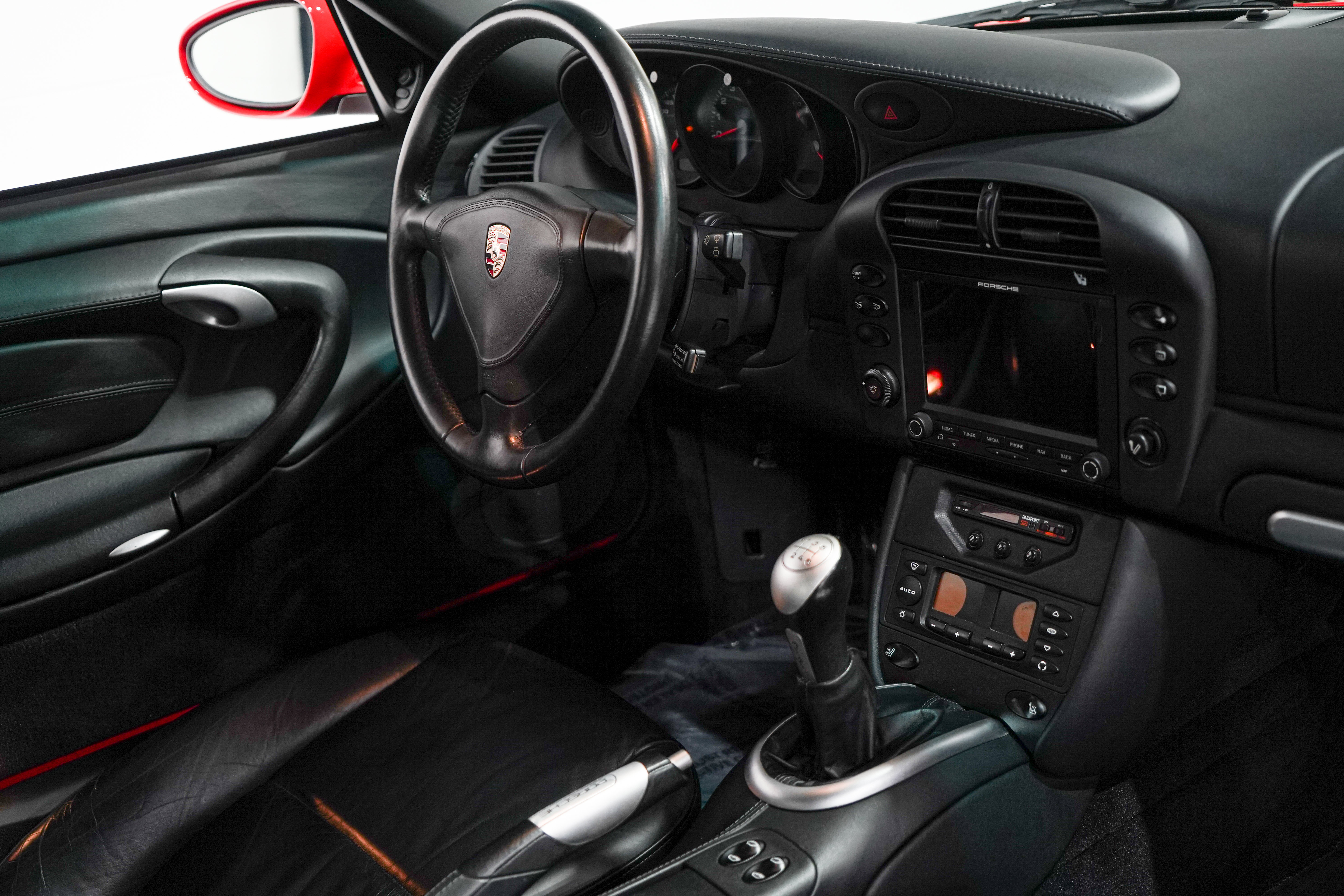Used 2003 Porsche 911 Turbo AWD/4WD image 17