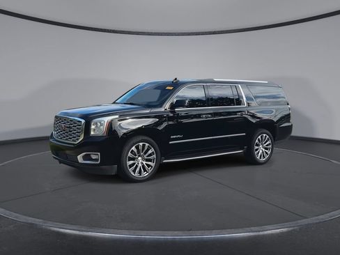 Used 2020 GMC Yukon XL Denali RWD image 4