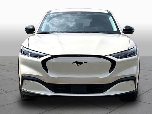 Used 2025 Ford Mustang Mach-E Select w/ Comfort Package Lite image 6