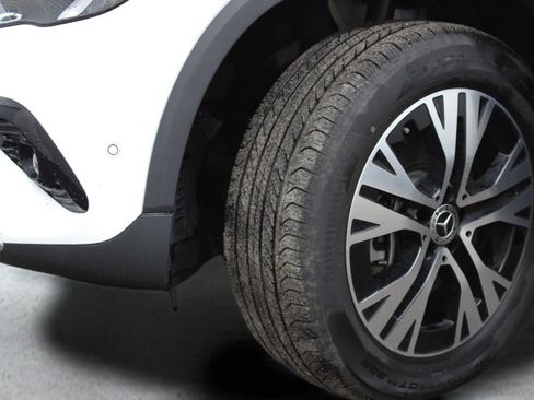 Used 2025 Mercedes-Benz GLA 250 4MATIC image 44
