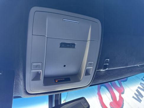 Used 2017 Chevrolet Silverado 1500 LT w/ LT Convenience Package image 28