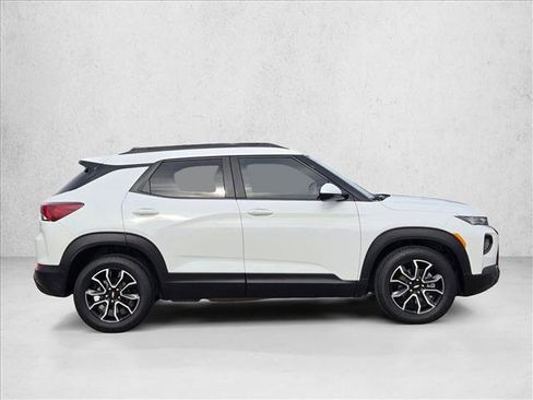 Certified 2023 Chevrolet TrailBlazer ACTIV w/ Convenience Package image 4