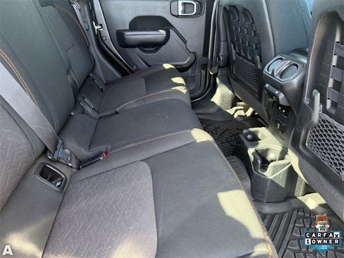 Certified 2022 Jeep Gladiator Mojave w/ LED Lighting Group image 26