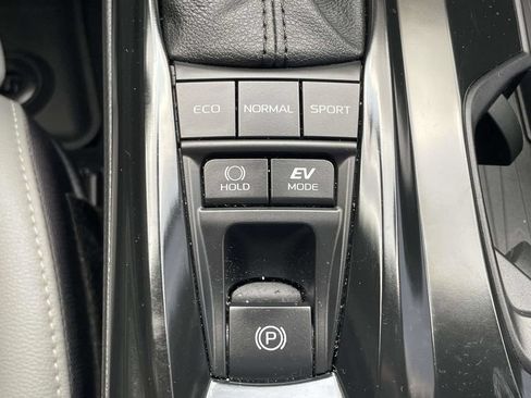 Used 2025 Toyota Camry SE w/ Multimedia Upgrade Package FWD image 38
