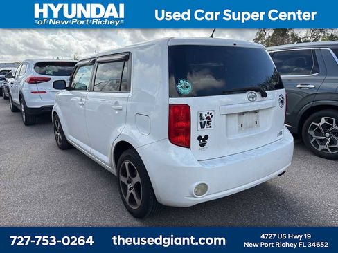 Used 2008 Scion xB image 2