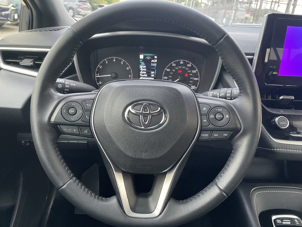 Certified 2024 Toyota Corolla SE FWD image 16
