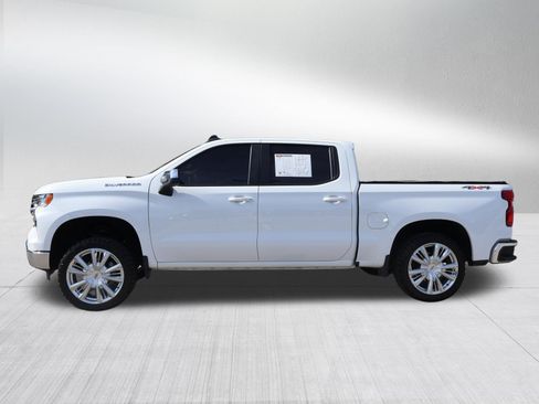 Used 2023 Chevrolet Silverado 1500 LT AWD/4WD image 4