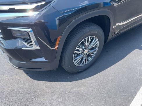 New 2026 Chevrolet Traverse LT w/ Driver Confidence Package image 4