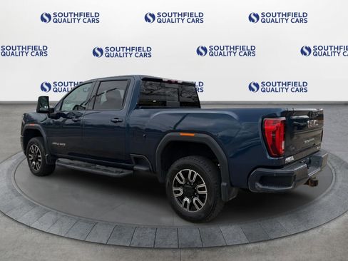 Used 2020 GMC Sierra 2500 AT4 image 4