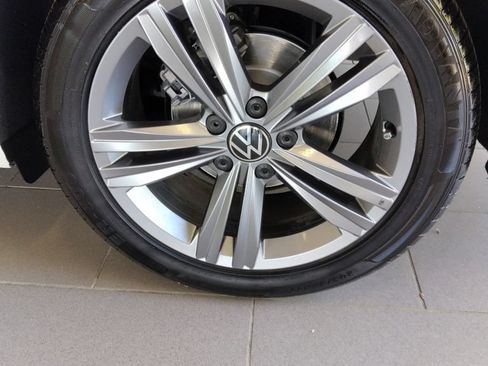 Certified 2023 Volkswagen Jetta SE FWD image 19