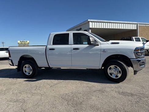 New 2026 RAM 2500 Tradesman w/ Chrome Appearance Group image 10