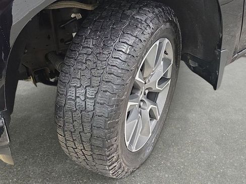 Used 2022 Chevrolet Silverado 1500 RST w/ Z71 Off-Road Package image 30