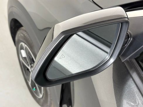 New 2026 Kia Niro LX image 13