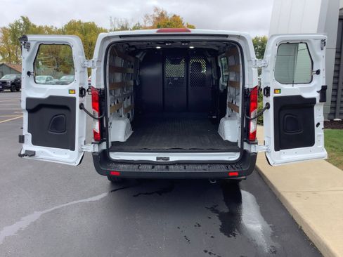 Used 2024 Ford Transit 250 Low Roof w/ Exterior Upgrade Package image 7
